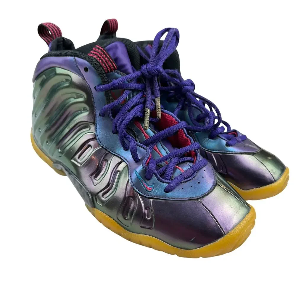 Nike Air Foamposite One Iridescent Purple GS Size 7Y